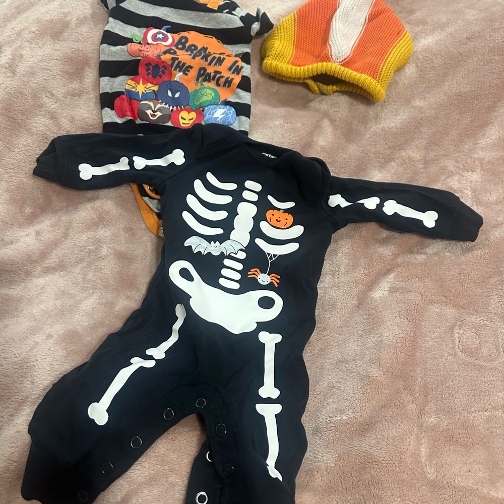 Skeleton Baby Onesie with Halloween Design w/ onesie and Halloween Beanie Bundle